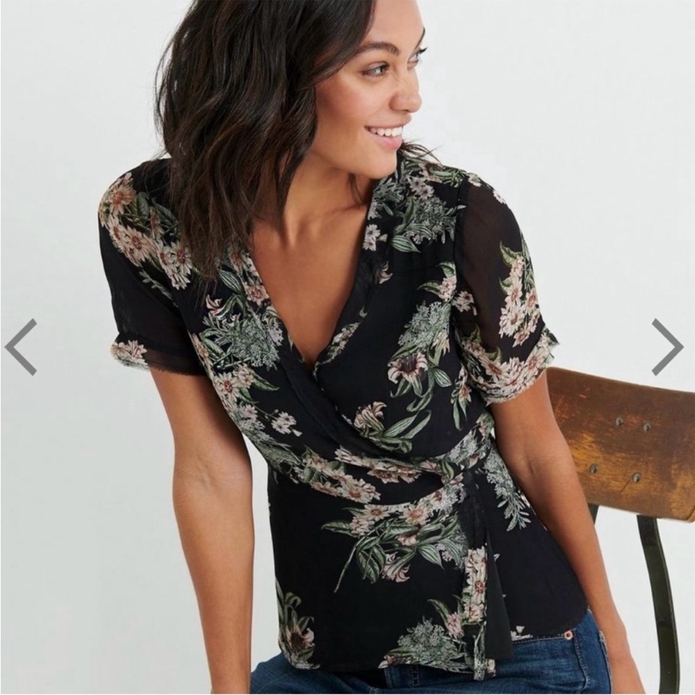 Lucky Brand floral wrap top
